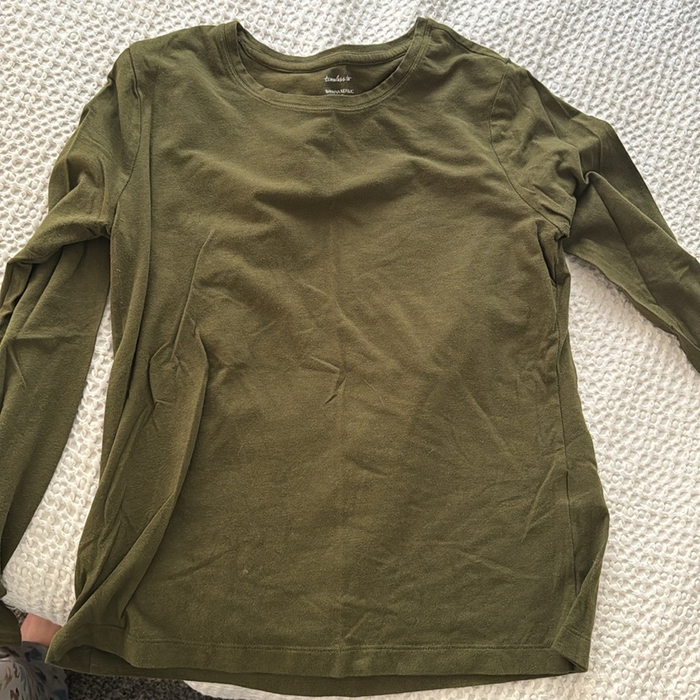 Banana Republic Green Long Sleeve Medium Tee